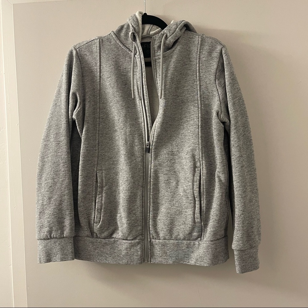 Figs Essential Hoodie (Full Zip)
